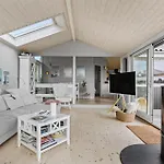 4 Bedroom In